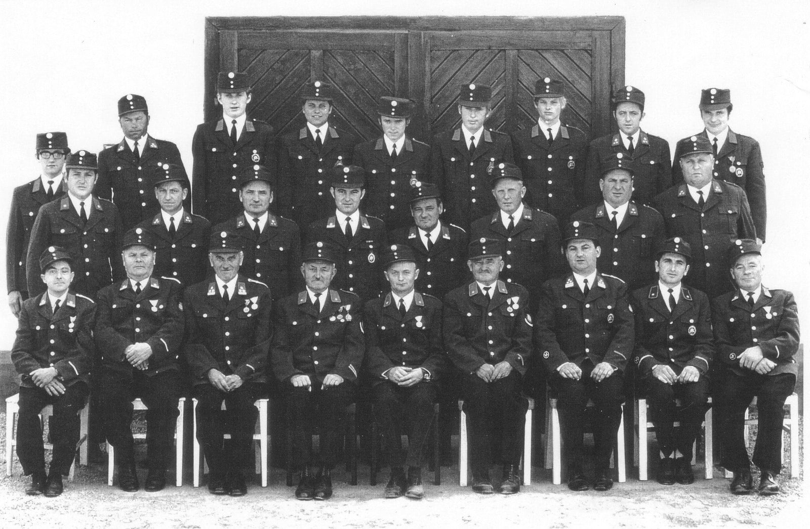 Kommando und Mannschaft der Freiwilligen Feuerwehr Stranzendorf, 1971