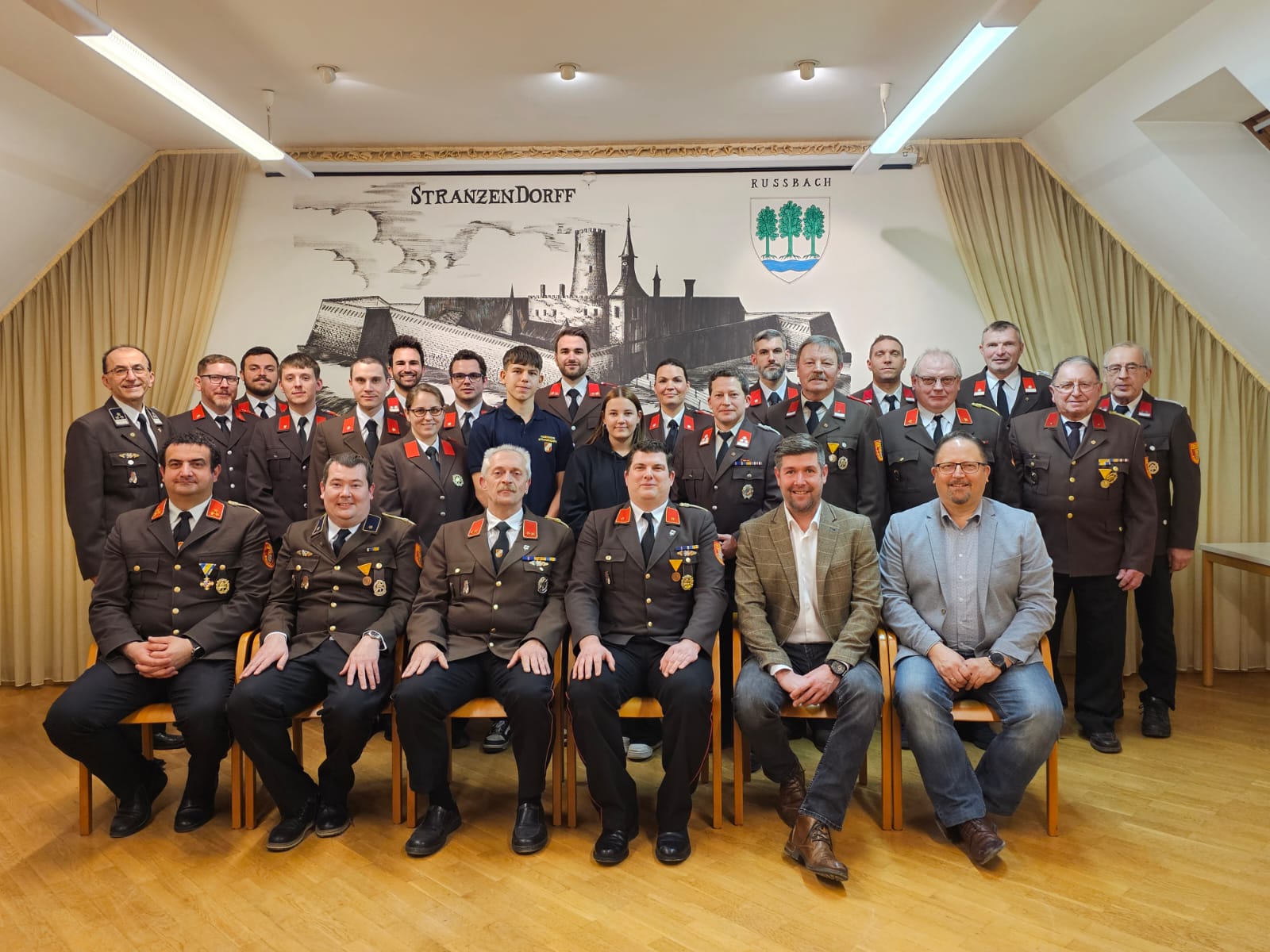 Mannschaft der Freiwilligen Feuerwehr Stranzendorf